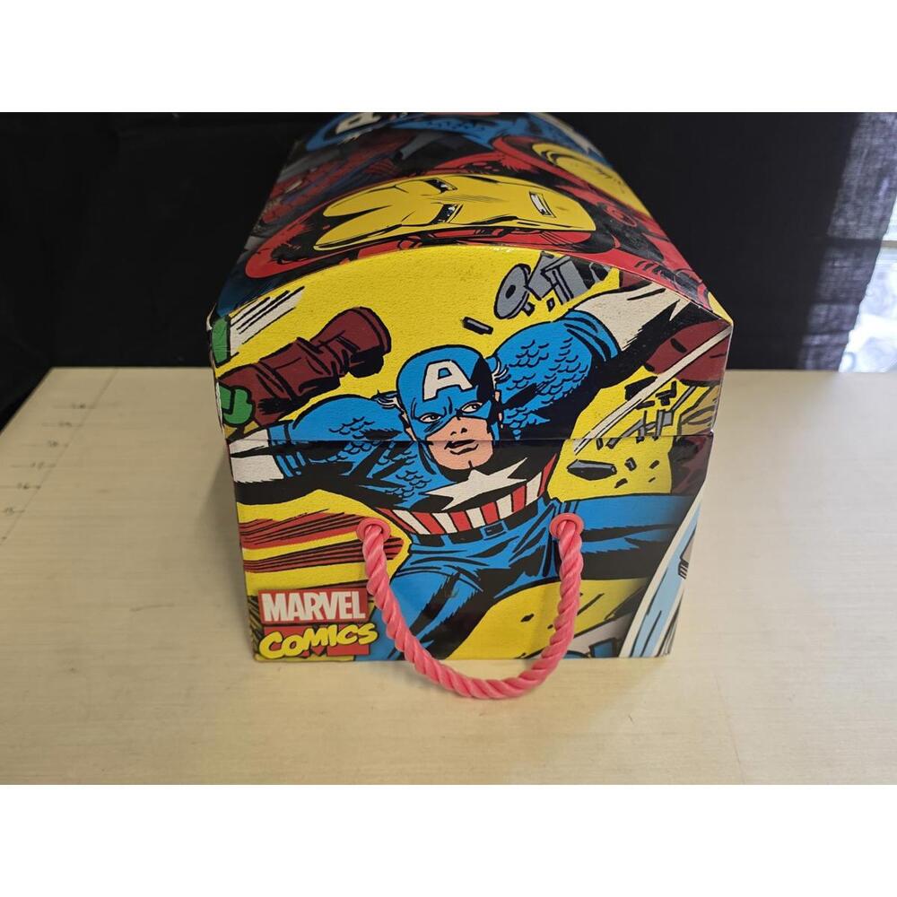 Marvel Comic Book Chest - Picture 8 of 10